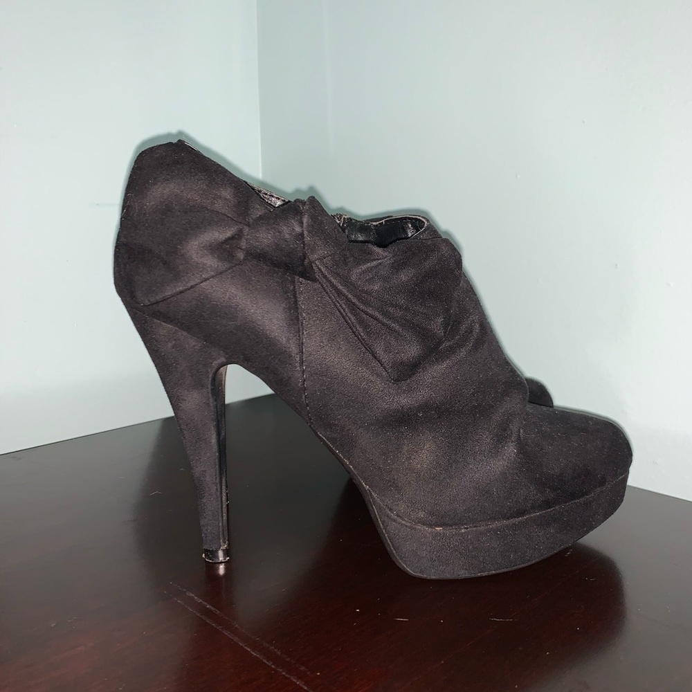 Bow Booties - image 1